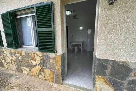 Forcat Apartamento Bajo Con Jardin Y Piscina Ciutadella  Exterior photo