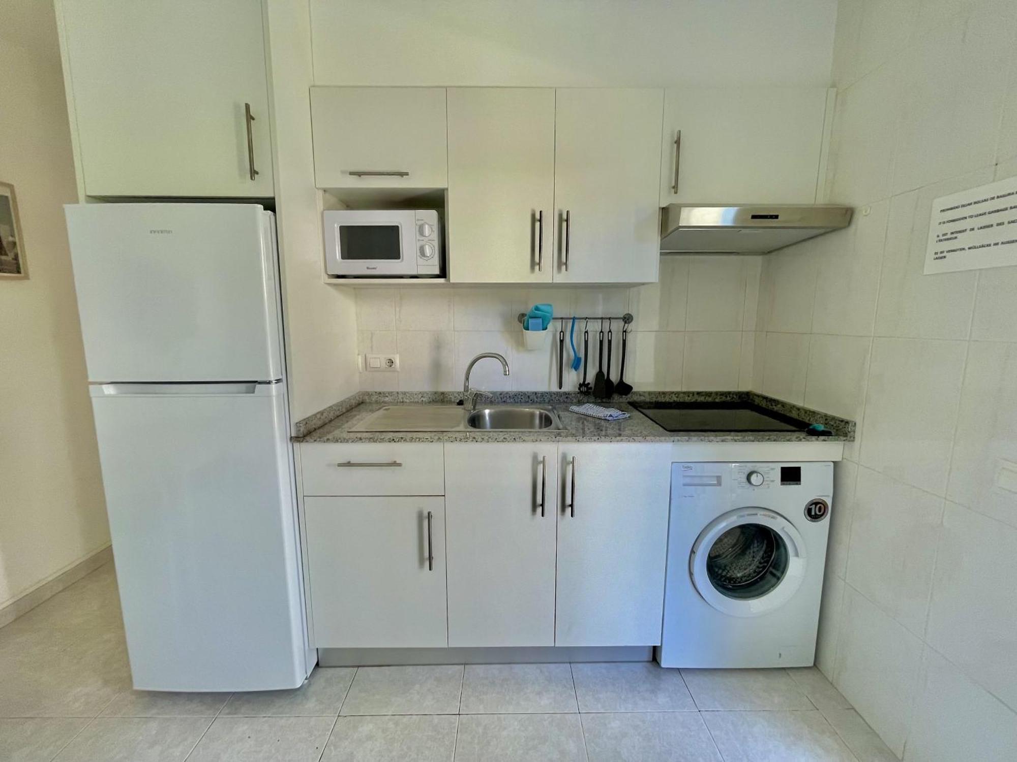 Forcat Apartamento Bajo Con Jardin Y Piscina Ciutadella  Exterior photo